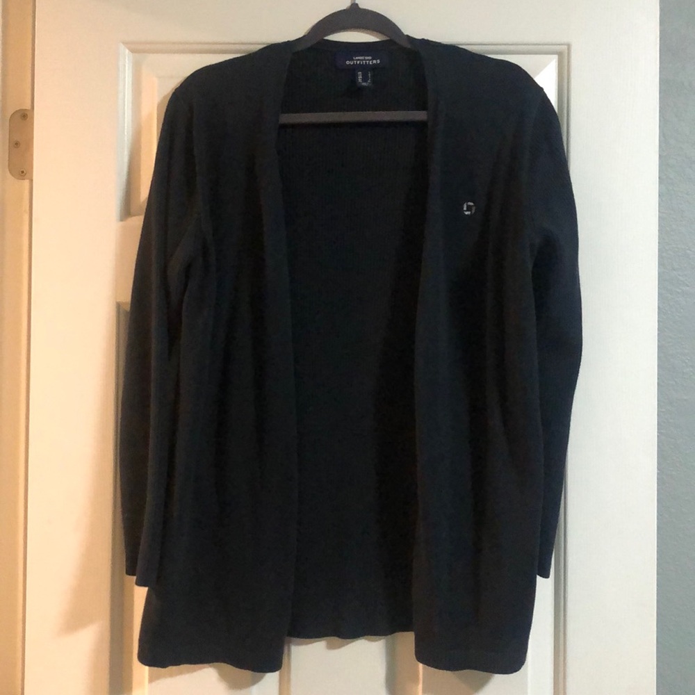 Chase employee attire black sweater -women’s Large